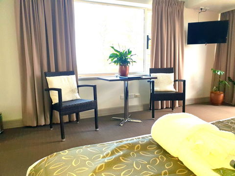 Nightcap At Hotel Victor - Accommodation Port Hedland 10