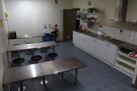 My Place & Adelaide Backpackers Hostel - Accommodation Port Hedland 39