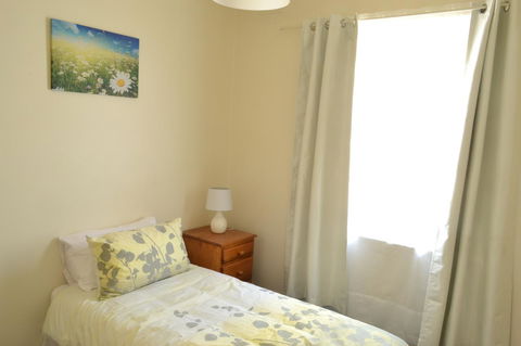 Prospect Holiday House - Accommodation Port Hedland 2