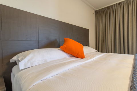Mick O\'Sheas - Accommodation Port Hedland 30