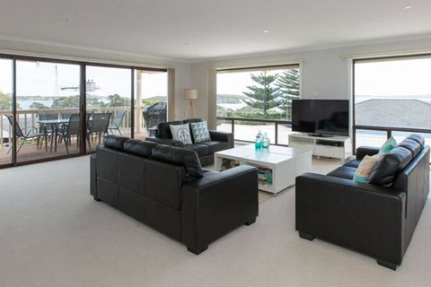 Bimbadeen - Accommodation Port Hedland 2