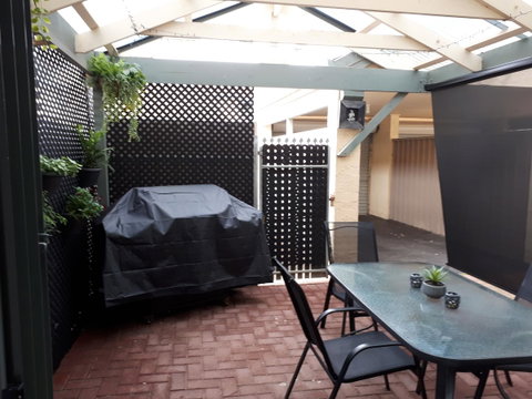 Townhouse On The Marina - Accommodation Port Hedland 5