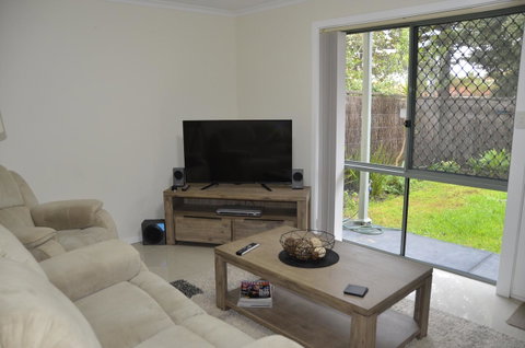Townhouse On The Marina - Accommodation Port Hedland 18