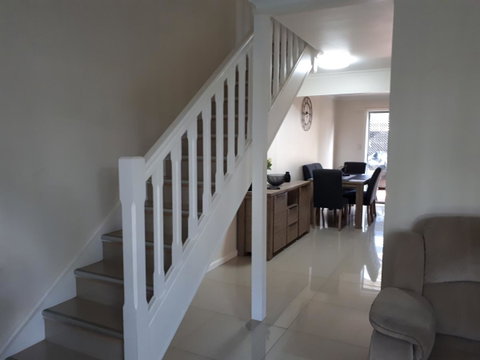 Townhouse On The Marina - Accommodation Port Hedland 3