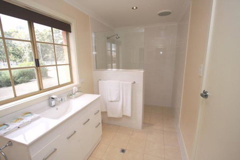 Clare Central - Accommodation Port Hedland 9