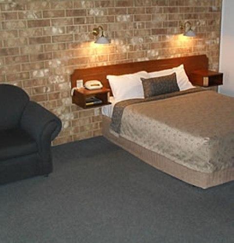 Clare Central - Accommodation Port Hedland 21