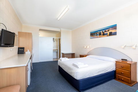 Blue Seas Motel - Accommodation Port Hedland 6