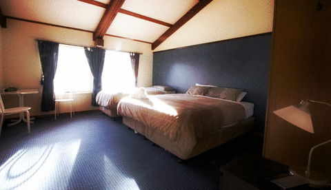 Snowy Gums Chalet - Accommodation Port Hedland 11