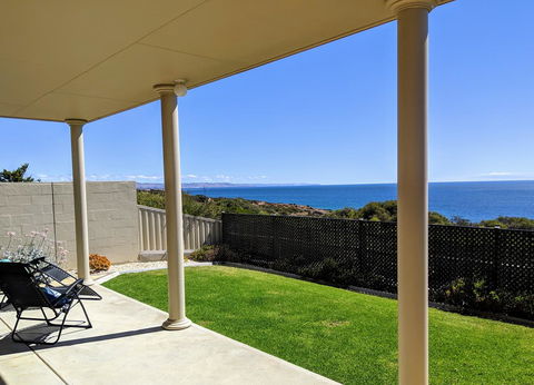 Ochre Point Beach House On Moana Seafront - Accommodation Port Hedland 17