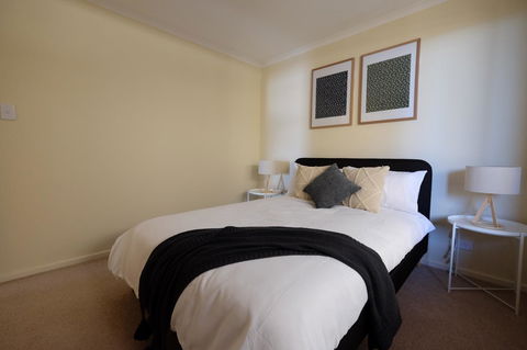 Ochre Point Beach House On Moana Seafront - Accommodation Port Hedland 14