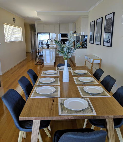 Ochre Point Beach House On Moana Seafront - Accommodation Port Hedland 3