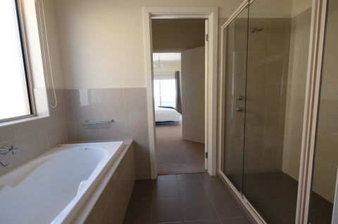 Ochre Point Beach House On Moana Seafront - Accommodation Port Hedland 12