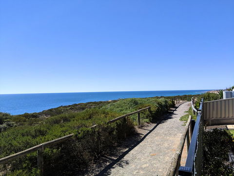 Ochre Point Beach House On Moana Seafront - Accommodation Port Hedland 18