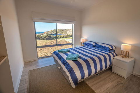 Middle River Beach House, Western House - Accommodation Port Hedland 10