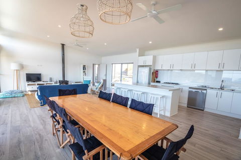 Middle River Beach House, Western House - Accommodation Port Hedland 7