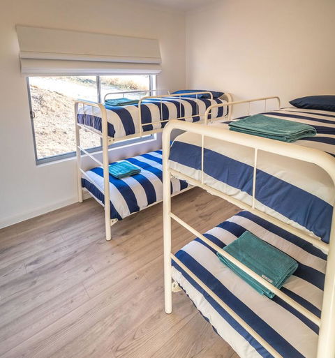 Middle River Beach House, Western House - Accommodation Port Hedland 11
