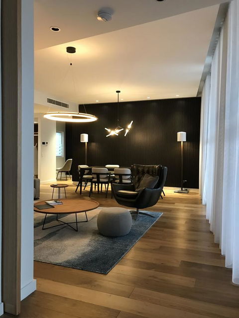 Penthouse On The Promenade - Accommodation Port Hedland 5