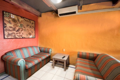 The Underground Motel - Accommodation Port Hedland 15