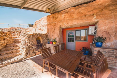 The Underground Motel - Accommodation Port Hedland 13