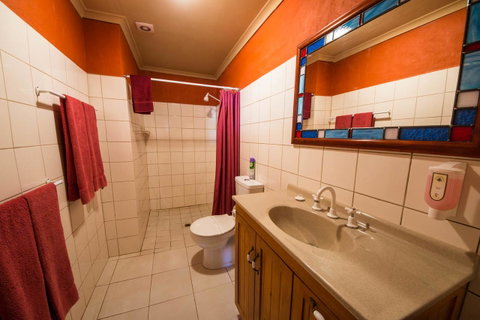 The Underground Motel - Accommodation Port Hedland 10
