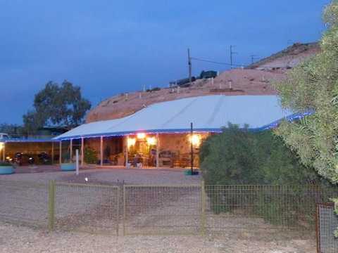 The Underground Motel - Accommodation Port Hedland 0