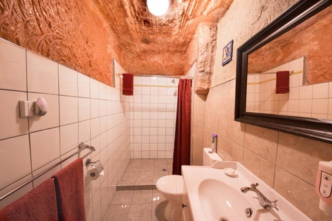 The Underground Motel - Accommodation Port Hedland 7