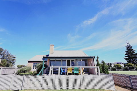Caledonian Inn - Accommodation Port Hedland 4