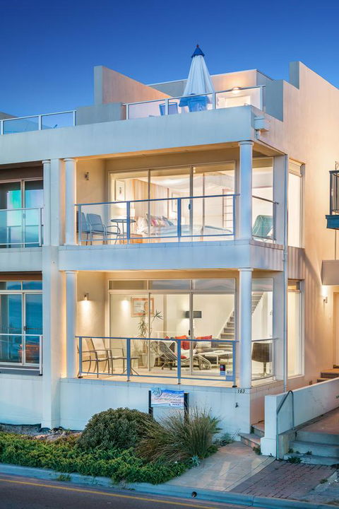 Adelaide Luxury Beach House - Accommodation Port Hedland 19