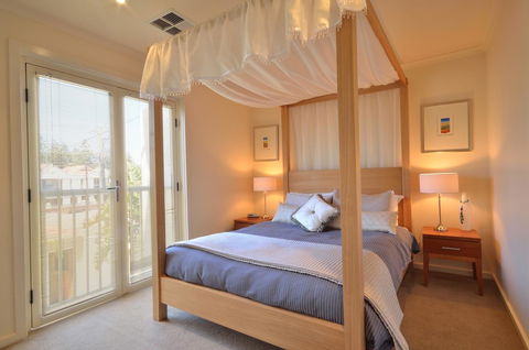 Adelaide Luxury Beach House - Accommodation Port Hedland 35