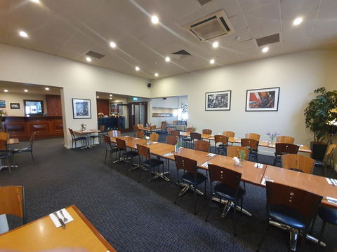 Pier Hotel Port Lincoln - Accommodation Port Hedland 9