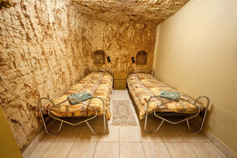 Radeka Downunder Underground Motel - Accommodation Port Hedland 7
