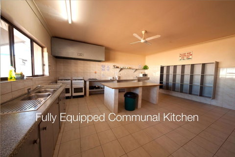 Radeka Downunder Underground Motel - Accommodation Port Hedland 12