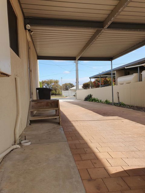 Super Central Location - Accommodation Port Hedland 10