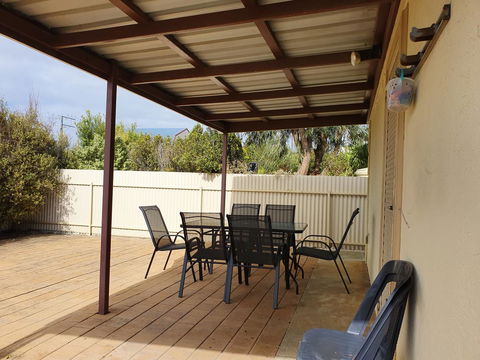 Super Central Location - Accommodation Port Hedland 13