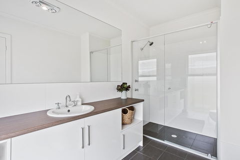 Sea View At Silver Sands - C21 SouthCoast Holidays - Accommodation Port Hedland 12