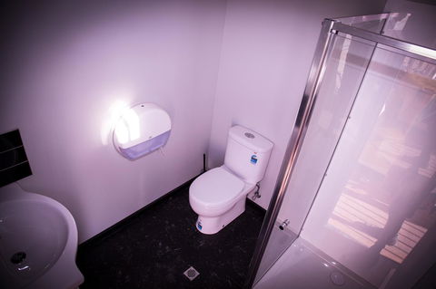 Bukirk Glamping & Fancy Coops - Accommodation Port Hedland 29