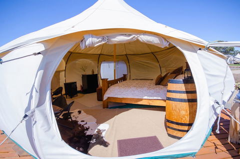 Bukirk Glamping & Fancy Coops - Accommodation Port Hedland 10
