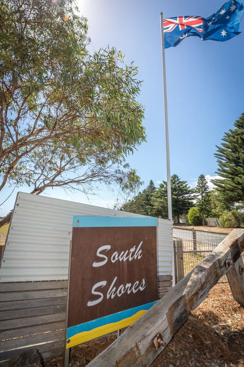 South Shores Yellowfin Villa 96 - South Shores Normanville - Accommodation Port Hedland 2