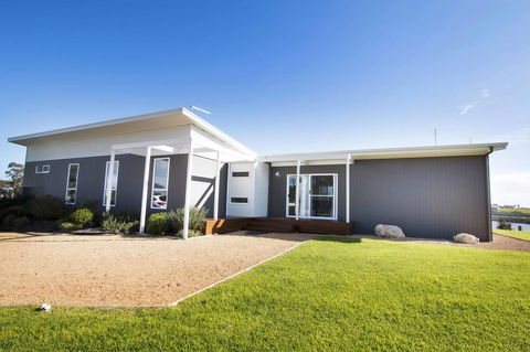 Villa Serra - Accommodation Port Hedland 0
