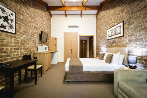 The Lodge By Manna - Accommodation Port Hedland 1