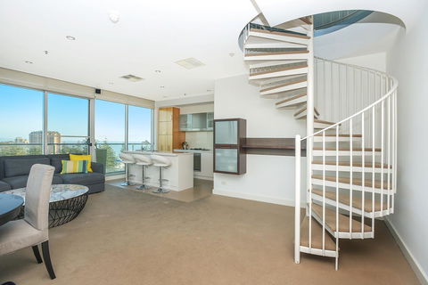 Glenelg Skyline Penthouse - Accommodation Port Hedland 18