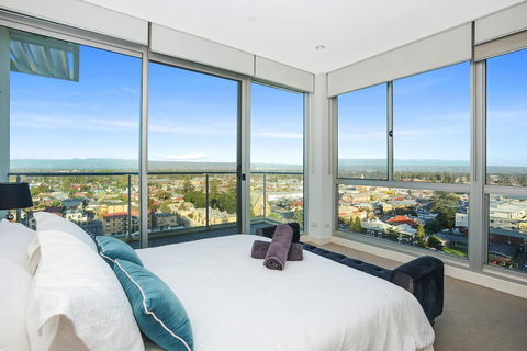 Glenelg Skyline Penthouse - Accommodation Port Hedland 43