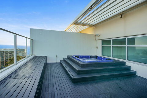 Glenelg Skyline Penthouse - Accommodation Port Hedland 16