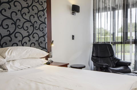 The Commodore - Accommodation Port Hedland 38