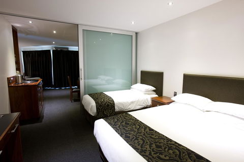 The Commodore - Accommodation Port Hedland 9