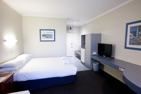 The Commodore - Accommodation Port Hedland 27