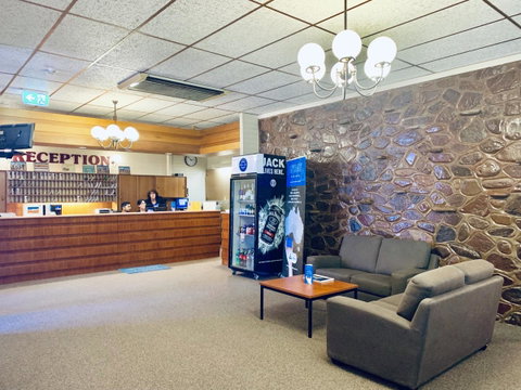 Opal Inn Hotel, Motel, Caravan Park - Accommodation Port Hedland 30