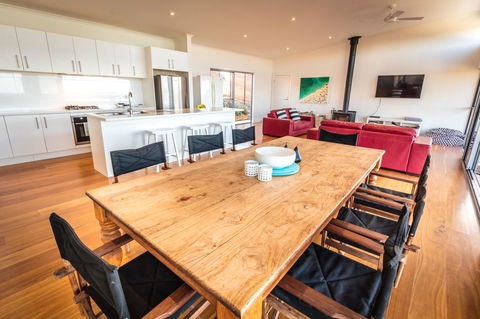 Middle River Beach House - East & West House - Accommodation Port Hedland 3