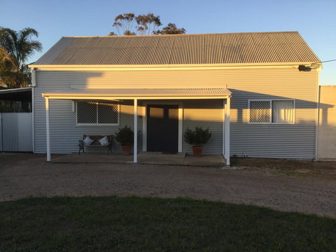 35 Trevena Road - Accommodation Port Hedland 9