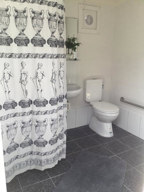 35 Trevena Road - Accommodation Port Hedland 15